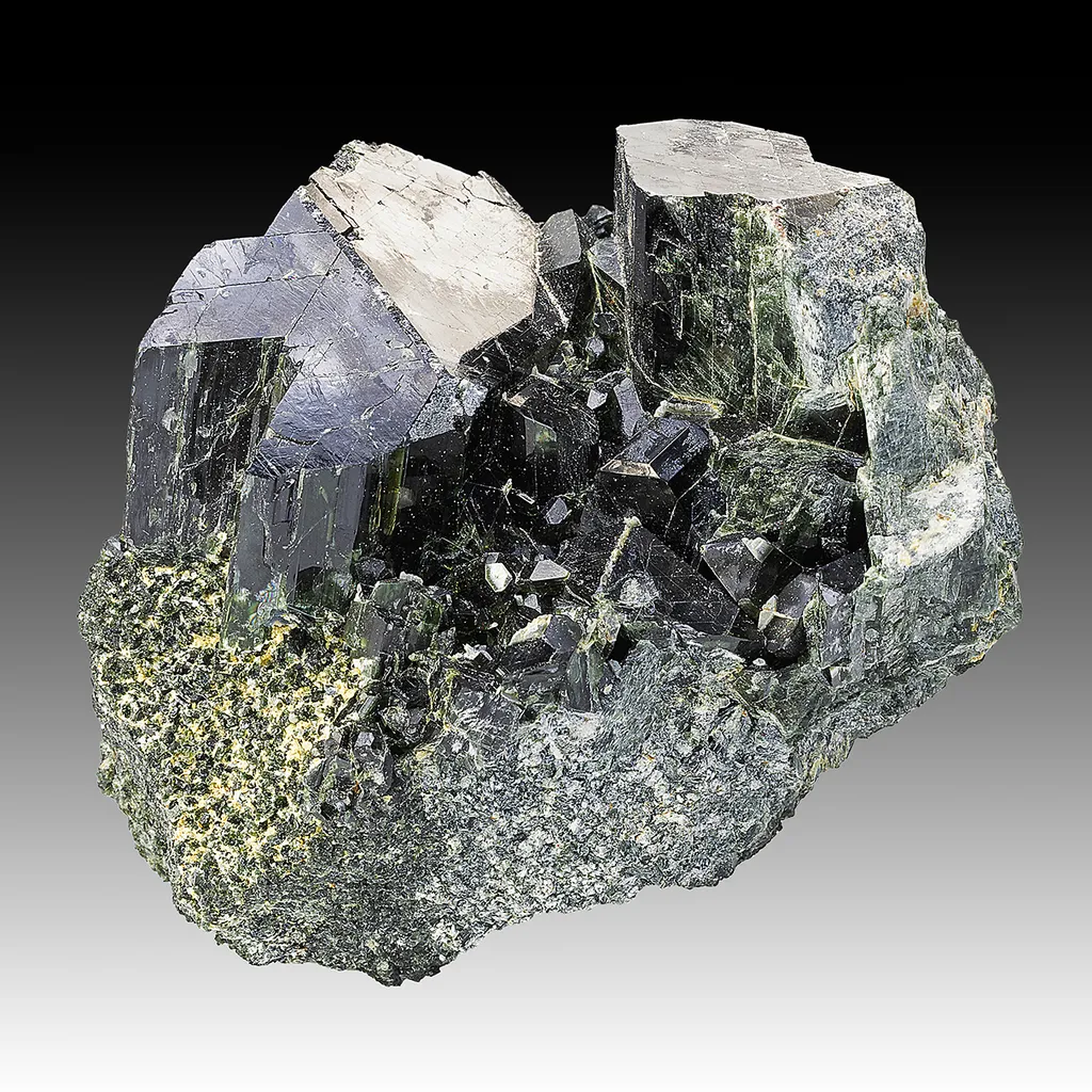 Actinolite image