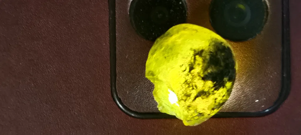 Actinolite from Gilgit, Gilgit District, Gilgit-Baltistan, Pakistan - image 7