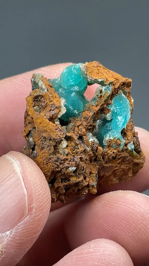 Adamite - image 2