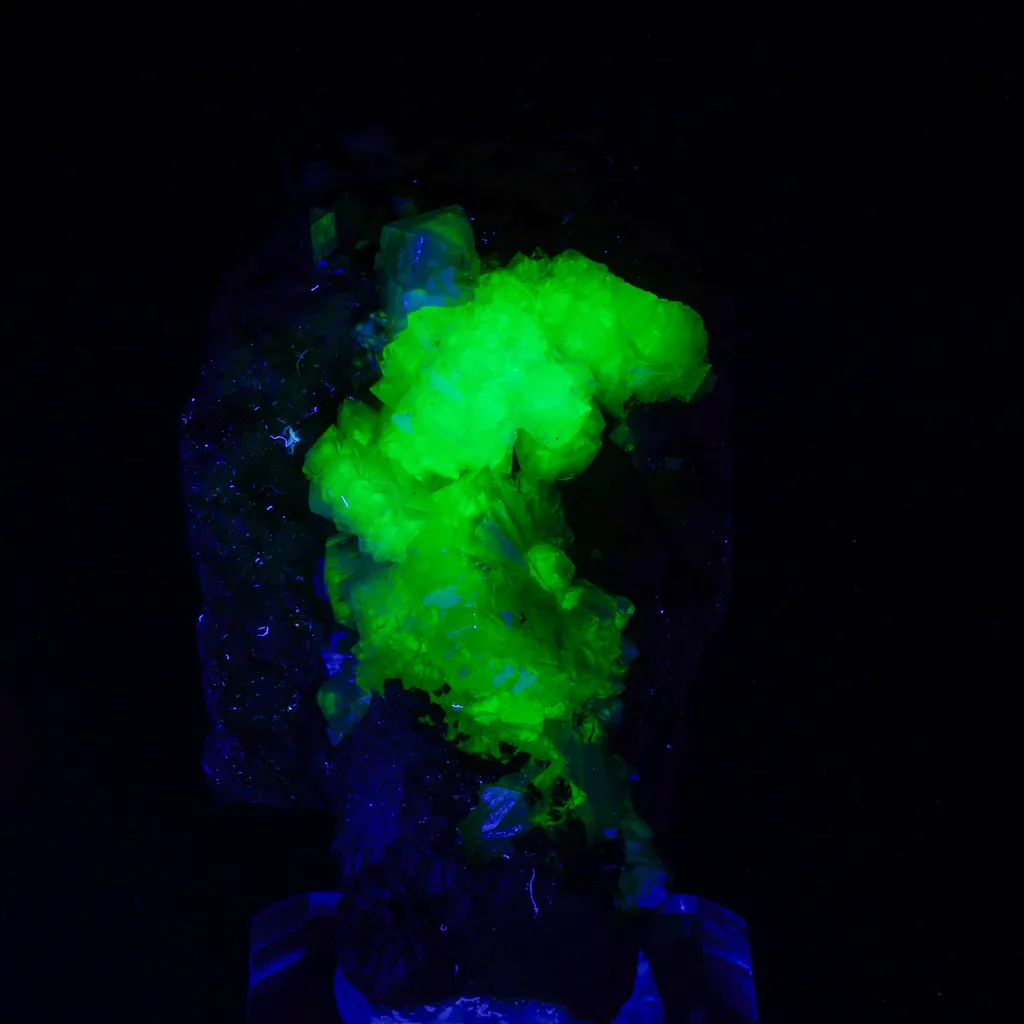 Adamite - image 2