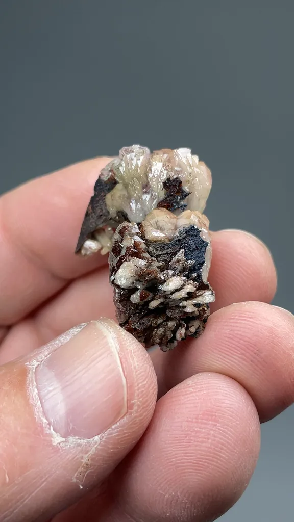 Adamite - image 2