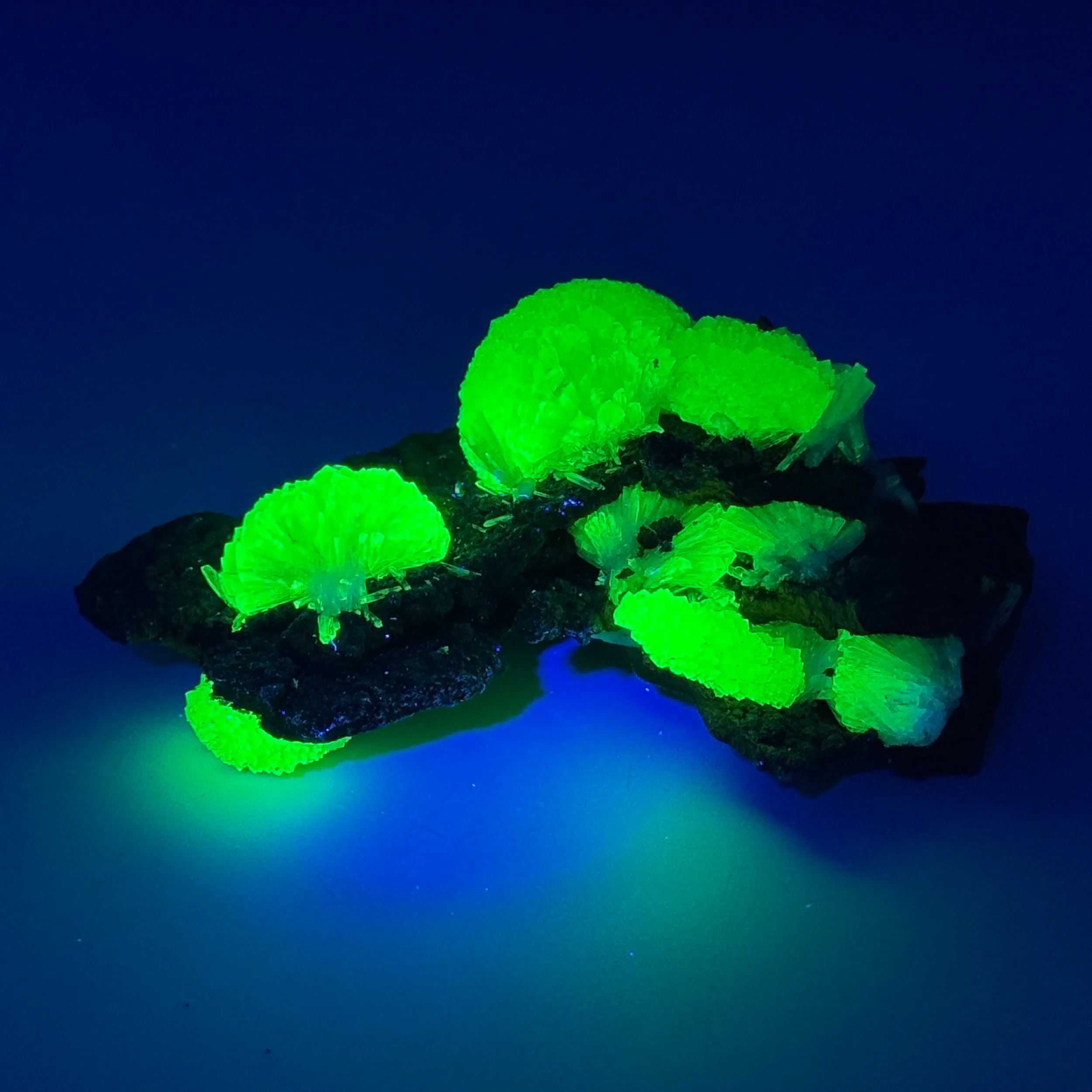 Adamite - image 3