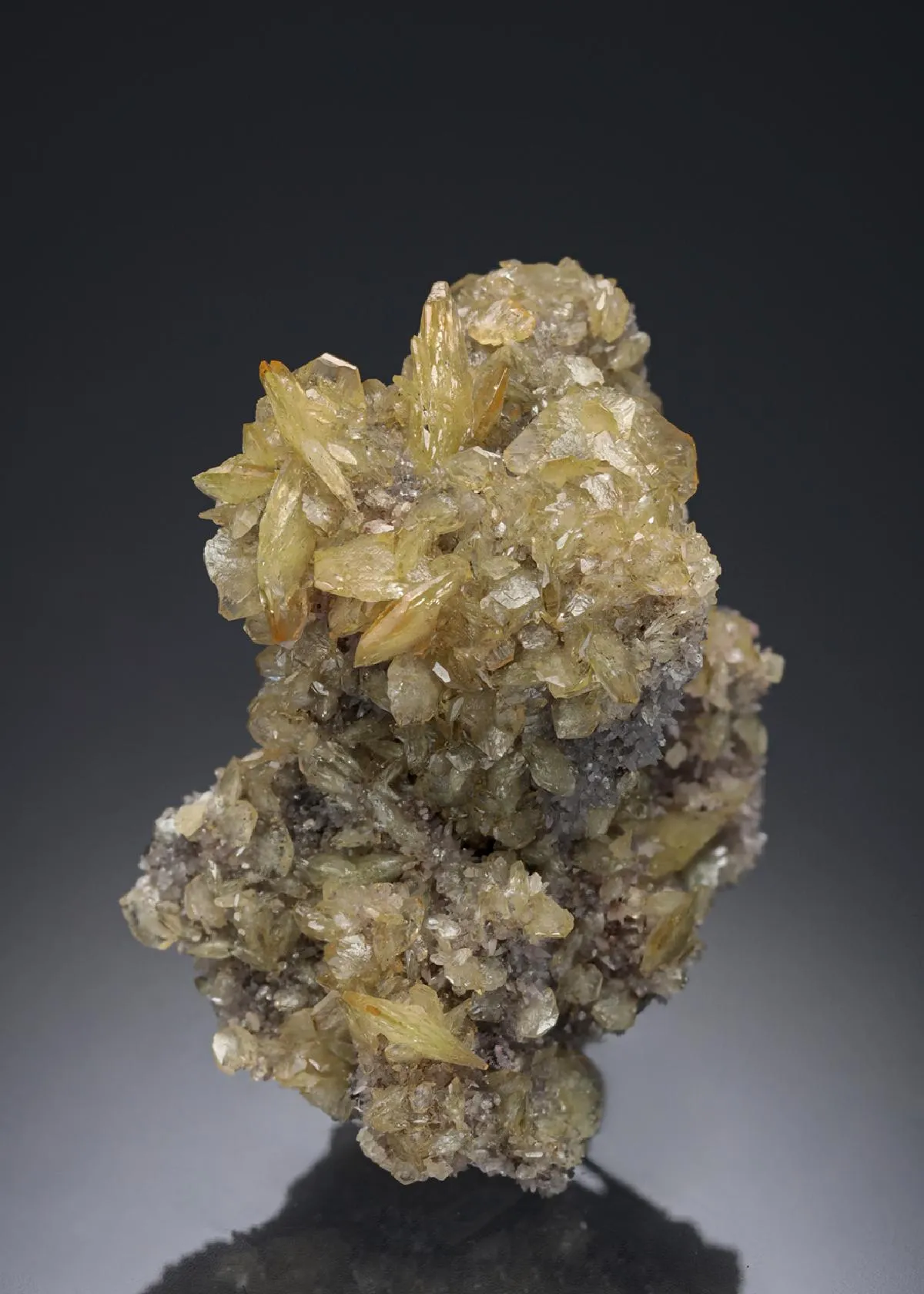 Adamite and Smithsonite with Tsumcorite - image 1