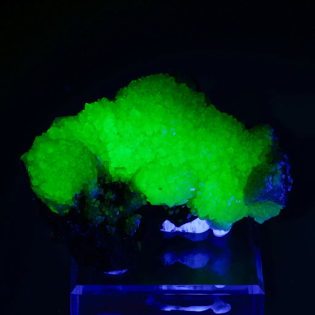 Adamite - image 2