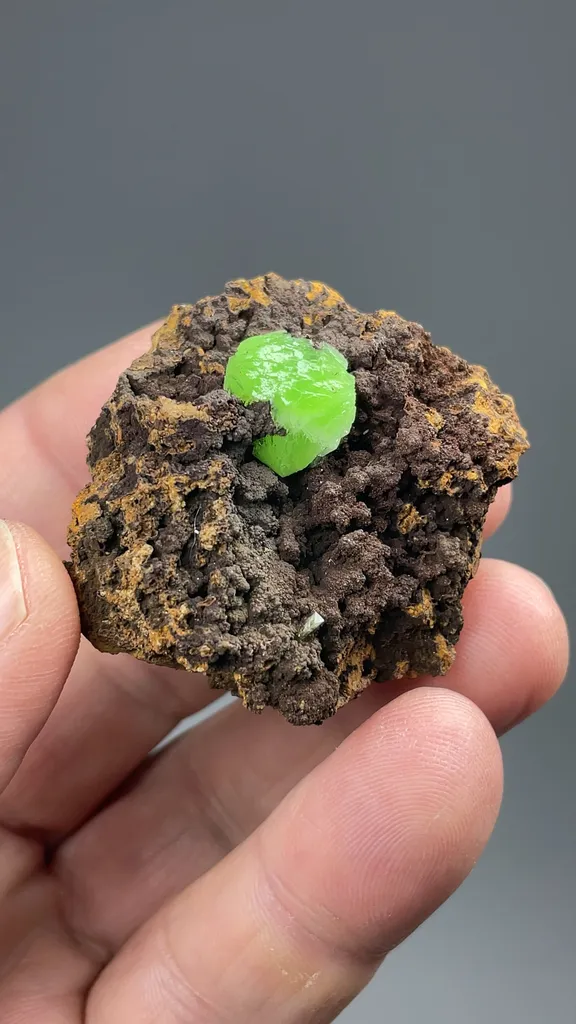 Adamite - image 2