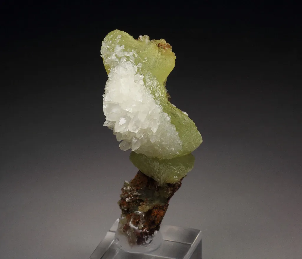 ADAMITE, CALCITE from Mexico, Durango, Mapimí, Ojuela Mine - image 2