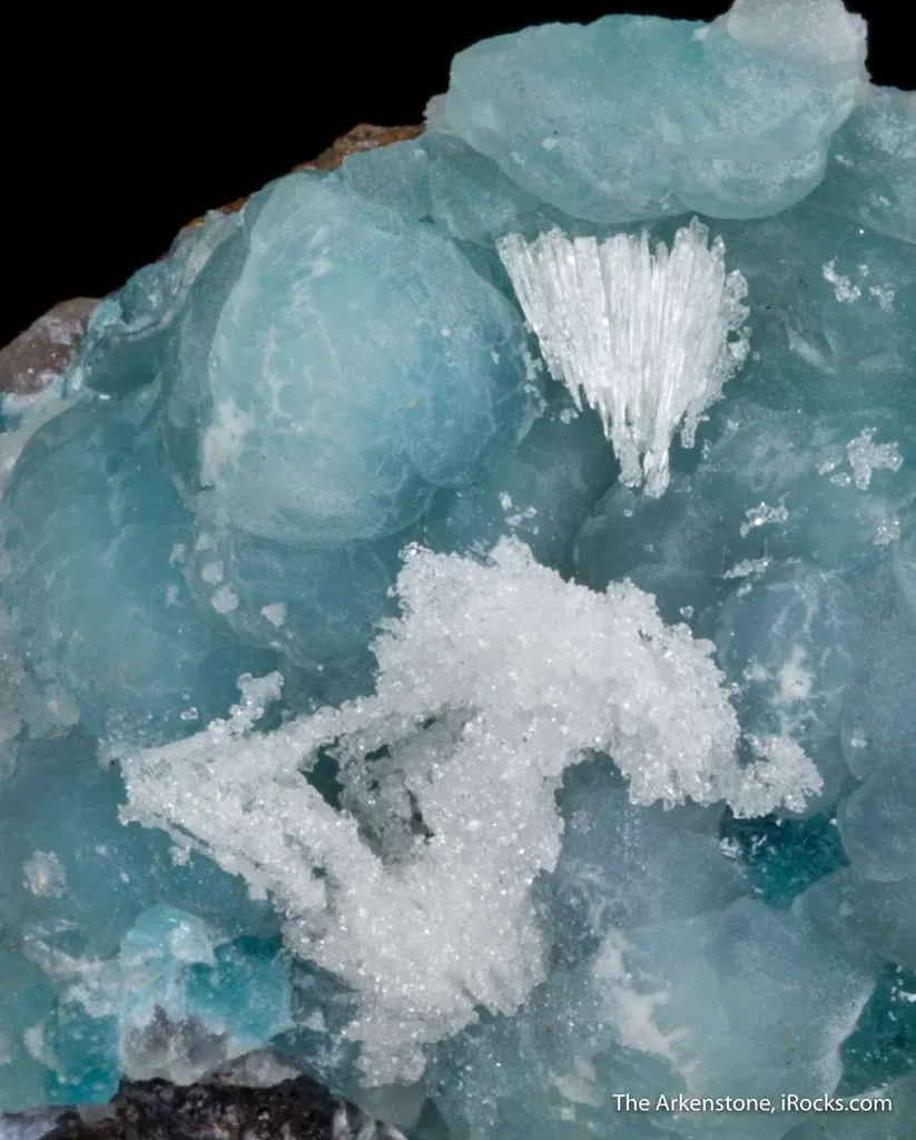 Adamite (Cuprian and REE-enriched) with Smithsonite - image 2