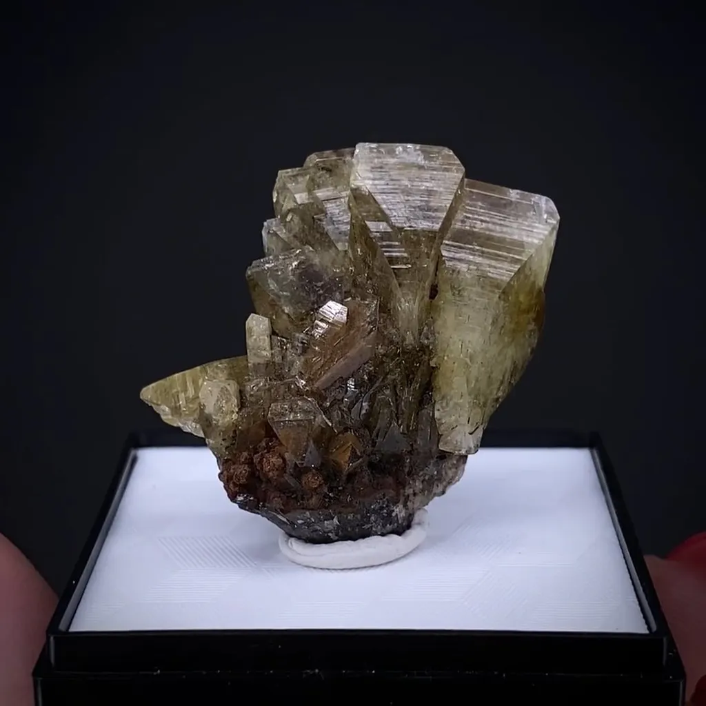 Adamite - image 2