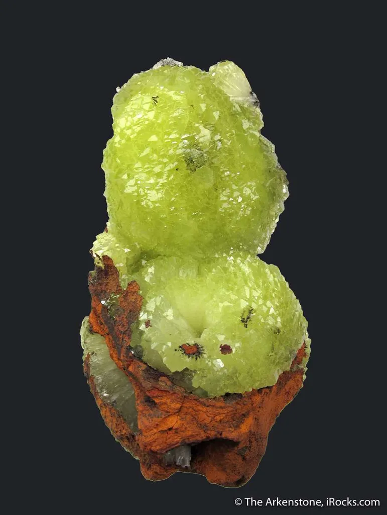 Adamite (fluorescent) image