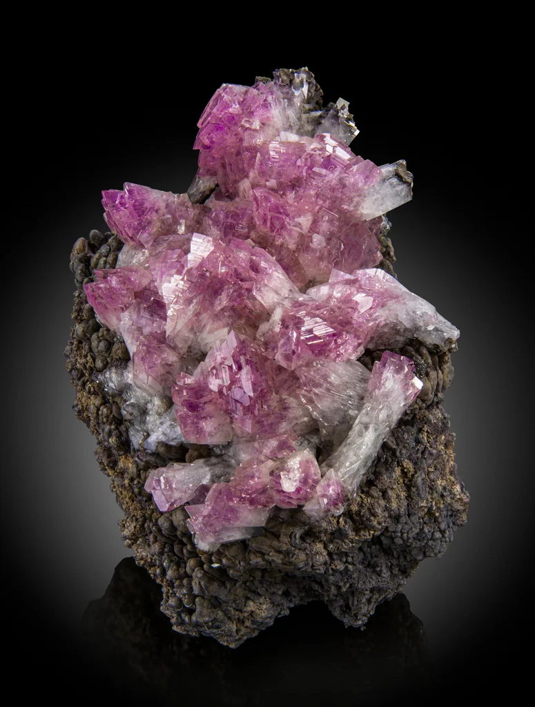 Adamite from Ojuela Mine, Mapimí, Durango, Mexico image