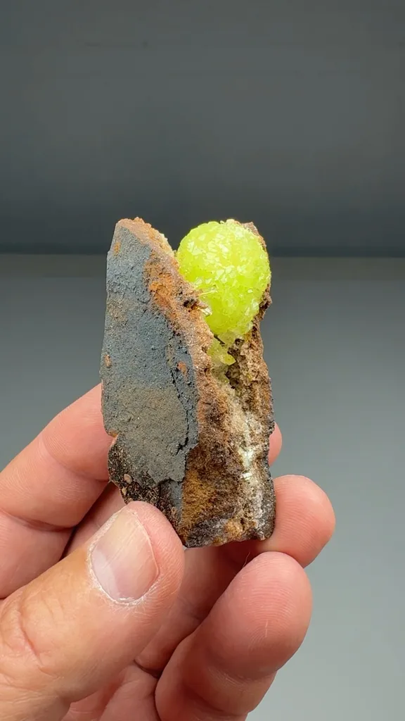 Adamite (O-112) image