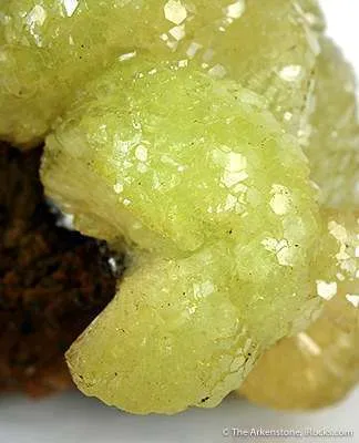 Adamite on Limonite - image 3