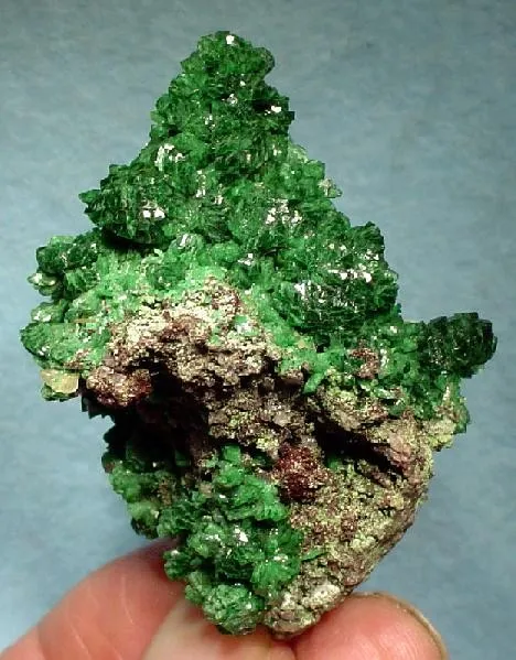 Adamite (Var: Cuprian Adamite) image