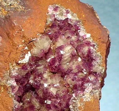Adamite (Var: Manganoan Adamite) - image 2