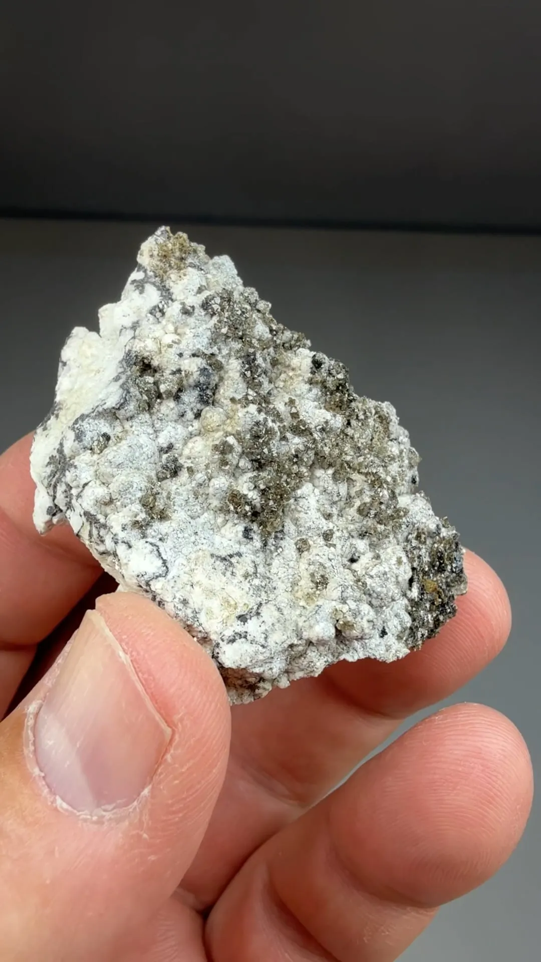 Adamite with Willemite - image 2