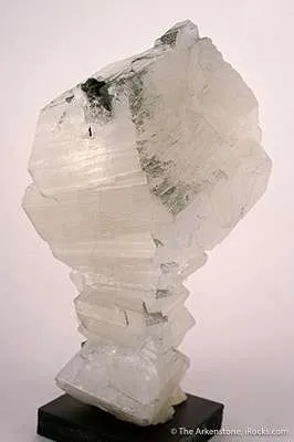 Adularia And Stilbite - image 3