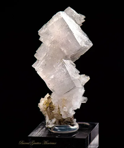Adularia (Carlsbad's Twin) image
