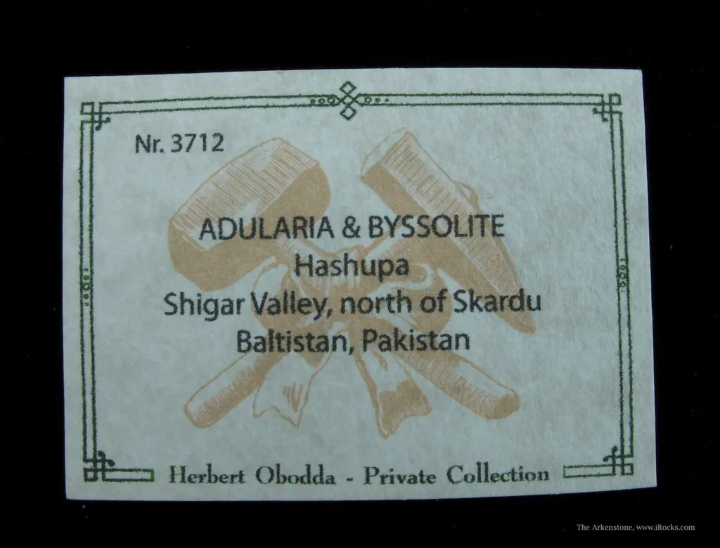 Adularia Included By Byssolite - image 5