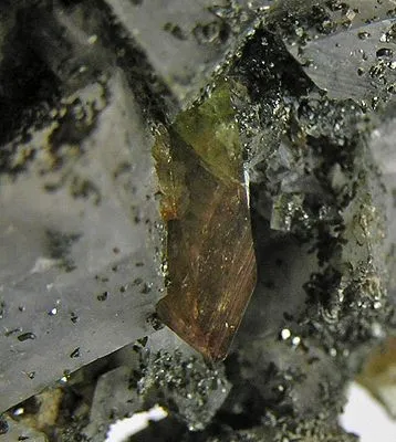 Adularia, Titanite, Chlorite Group - image 2