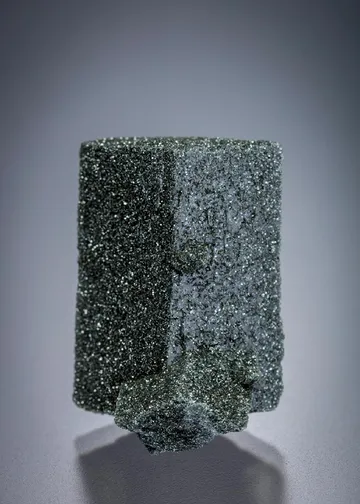 ADULARIA with Chlorite