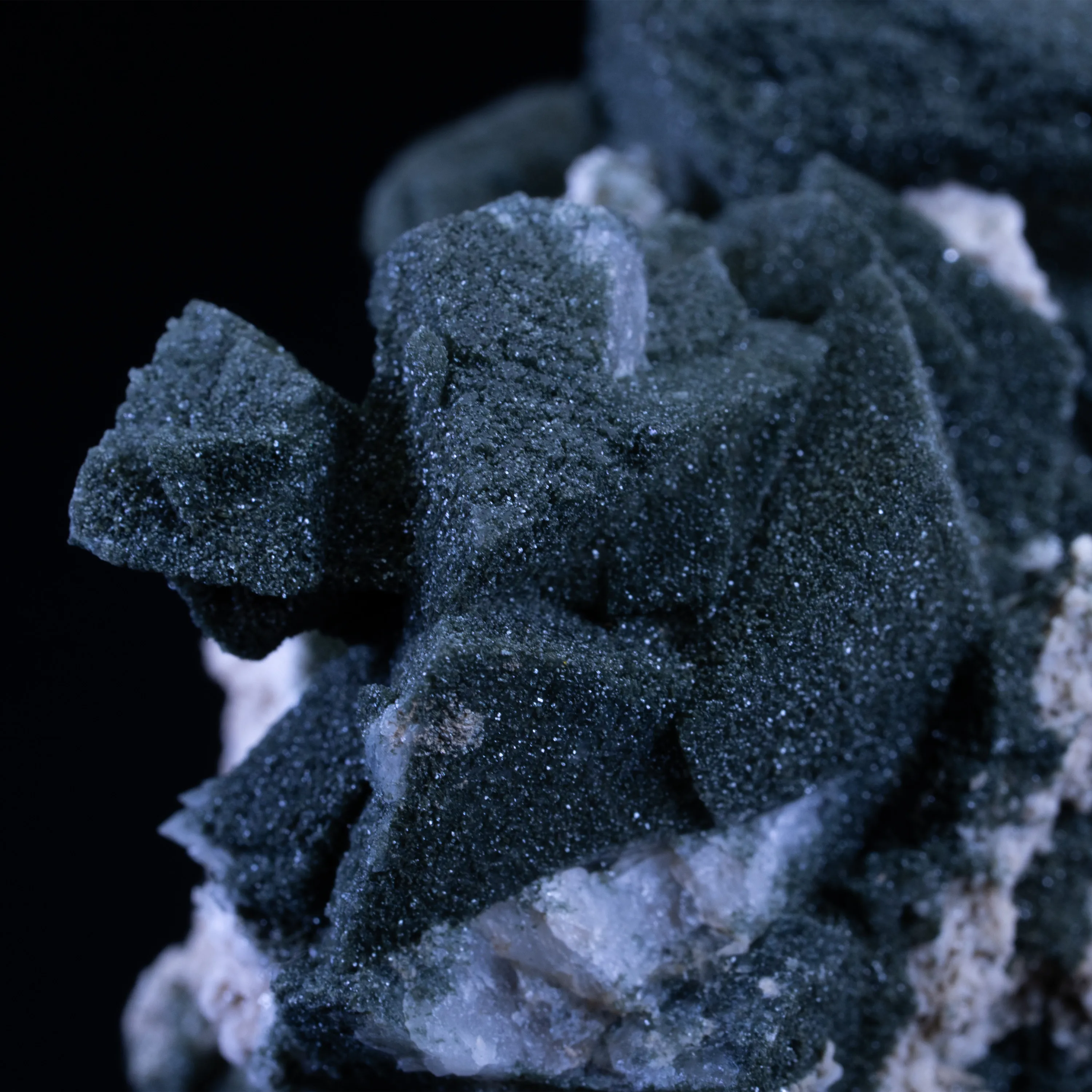 Adularia with Chlorite - image 3