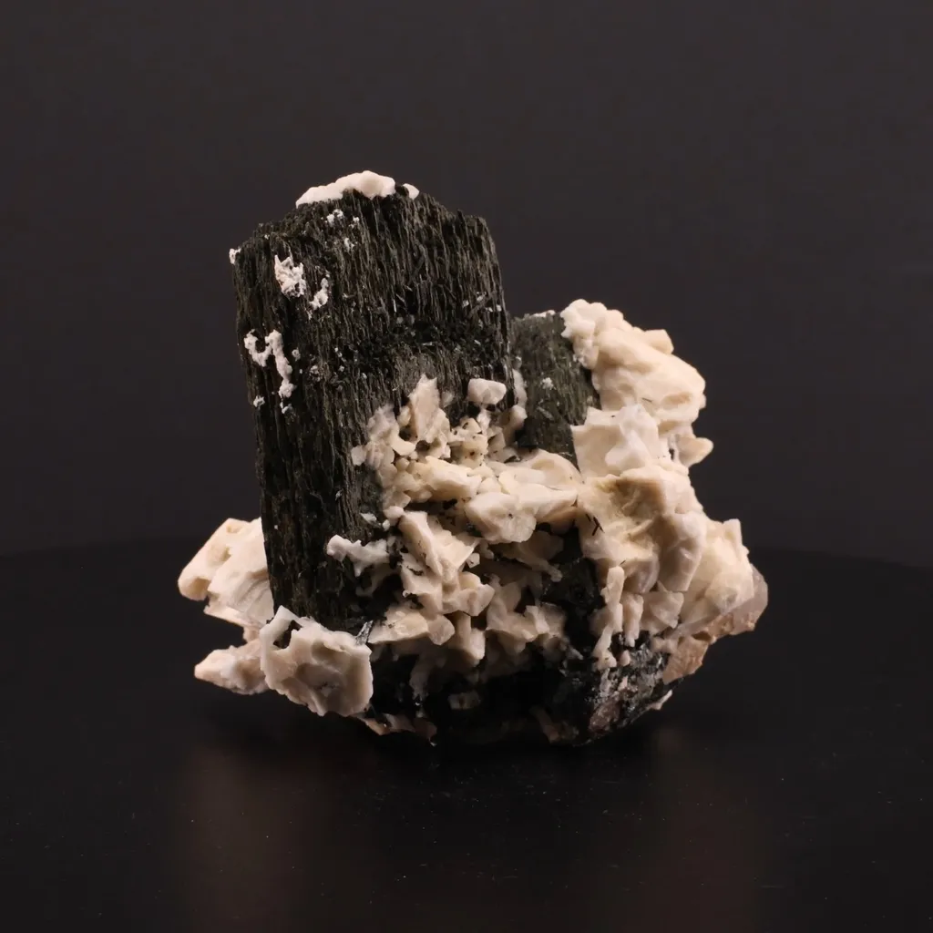 Aegirine a. Arfvedsonite - image 2
