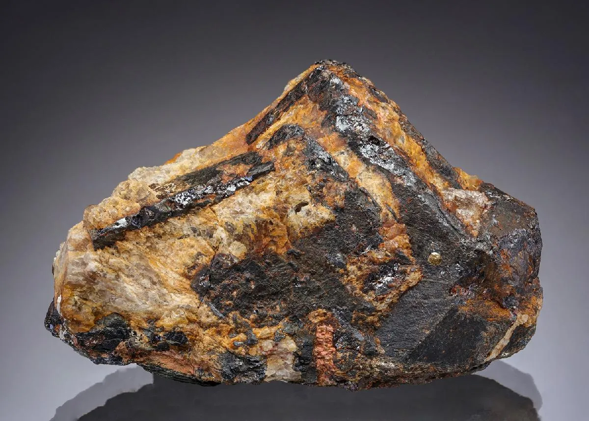 Aeschynite-(Y) - image 1