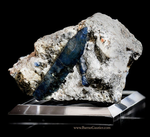 Afghanite from Ladjuar Medam, Sar-e-Sang, Kuran wa Munjan District, Badakhshan, Afghanistan - image 4