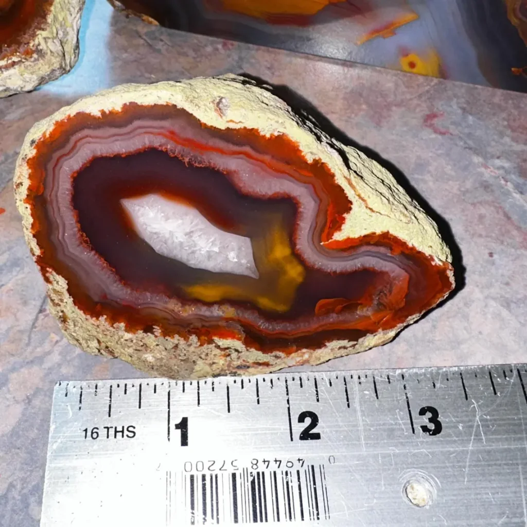 Agate from El Apache Agate, Chihuahua, Mexico - image 3