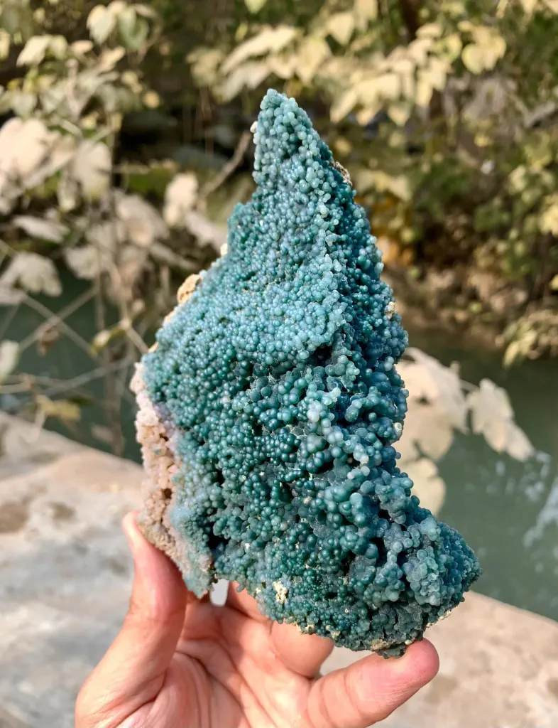 Agate from Indonesia, West Sulawesi Province, Mamuju Regency, Grape Agate mines - image 4