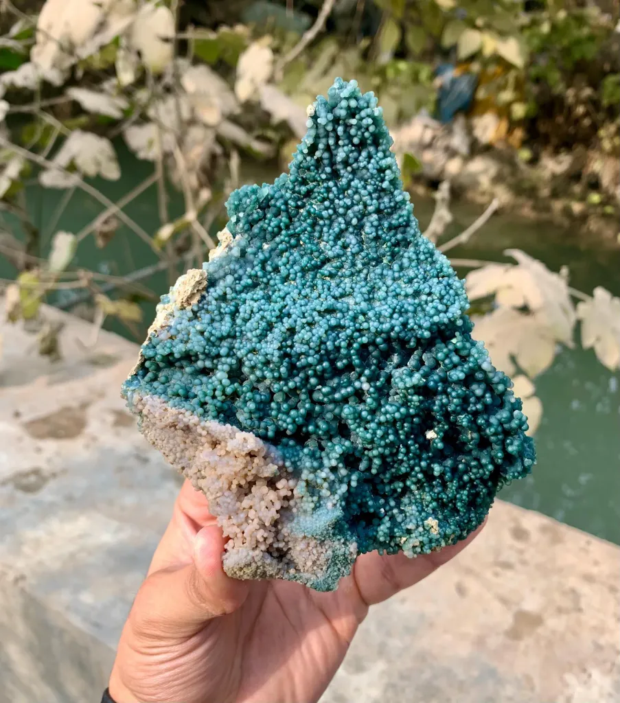 Agate from Indonesia, West Sulawesi Province, Mamuju Regency, Grape Agate mines - image 8