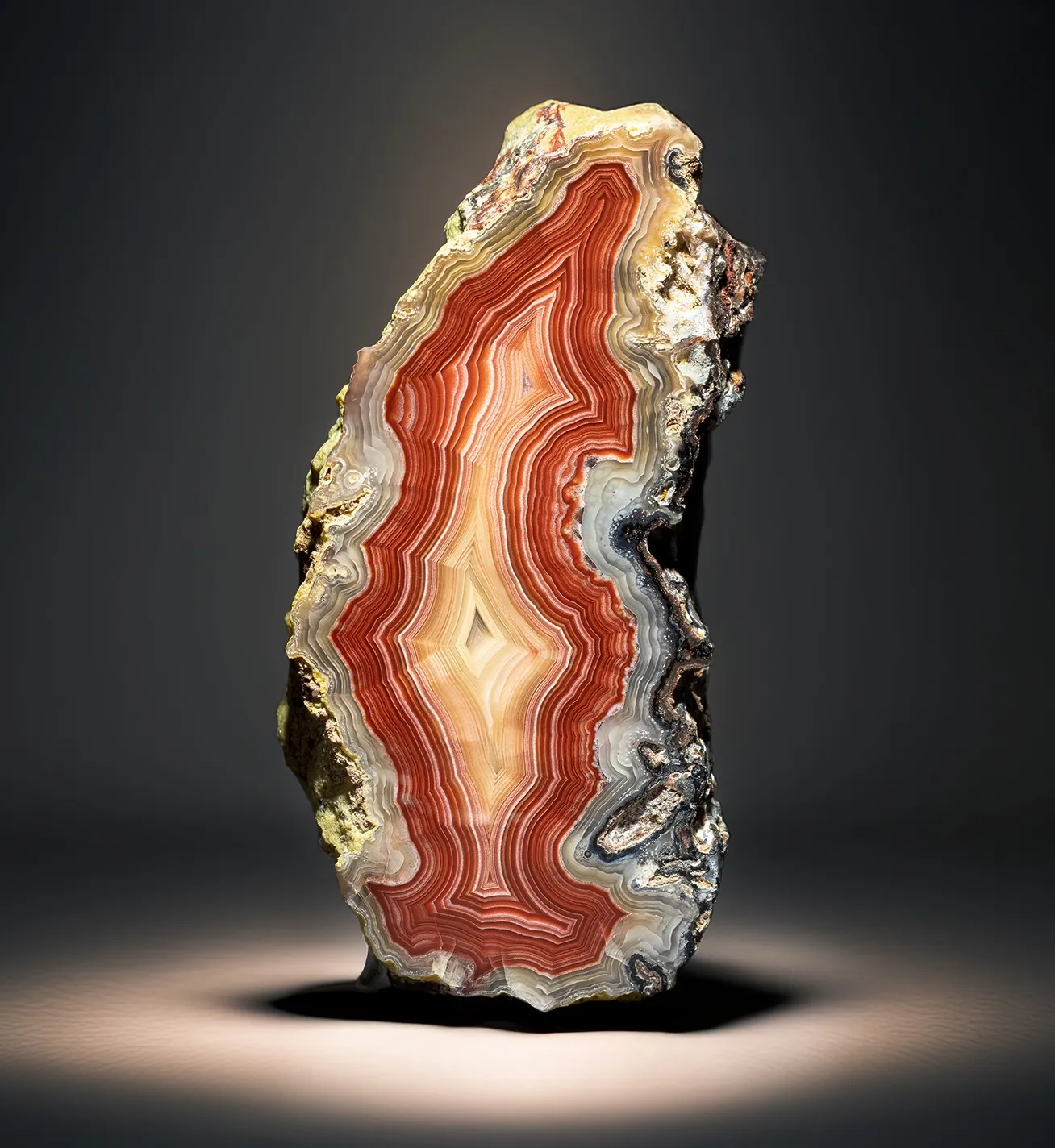 Agate from Mexico, Chihuahua, Estacion Ojo Laguna - image 1