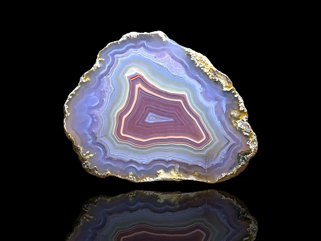 Agate var. Laguna Agate (Rainbow)