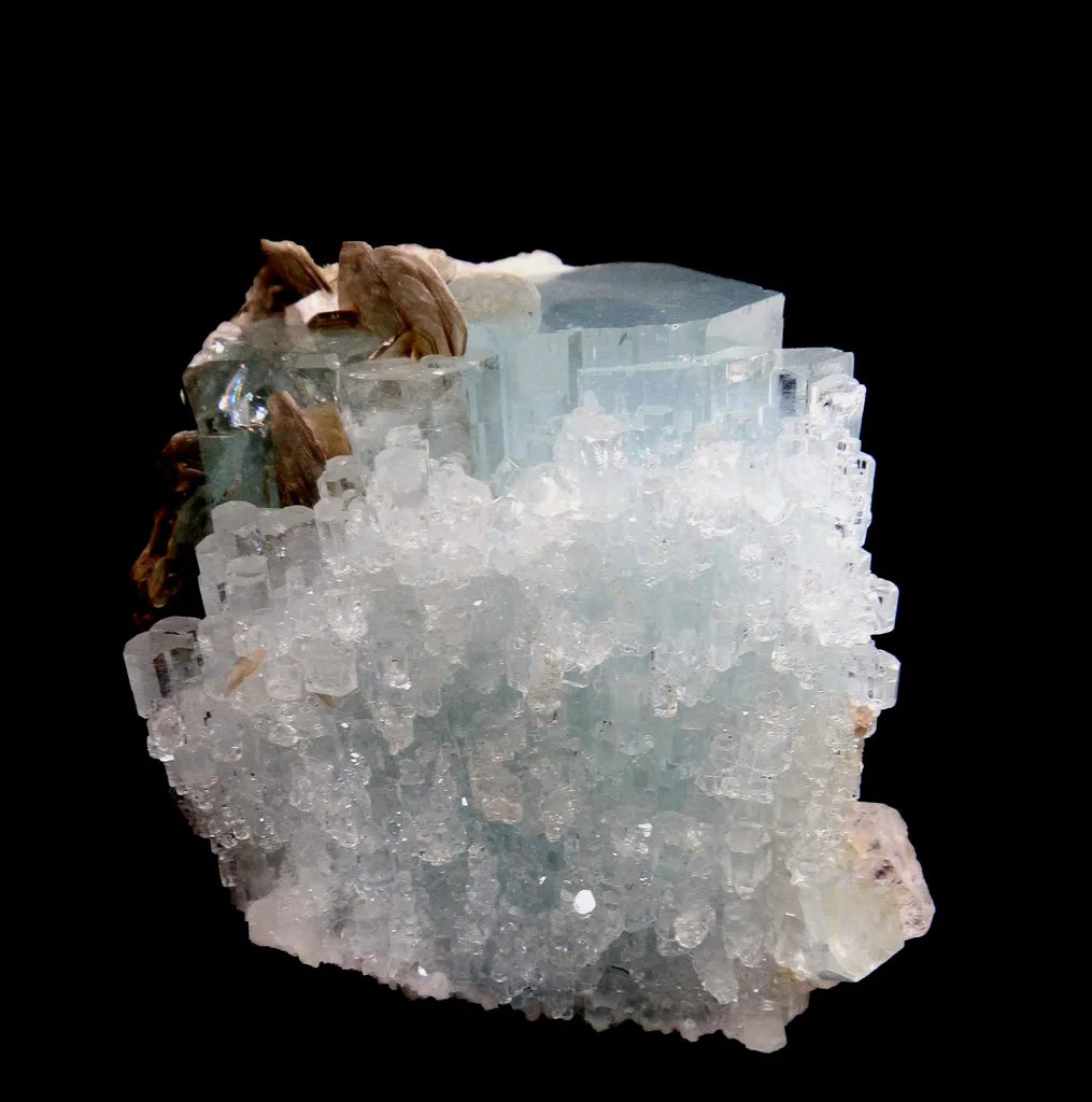 Aigue-marine from Pakistan, Gilgit-Baltistan, Gilgit District, Gilgit image
