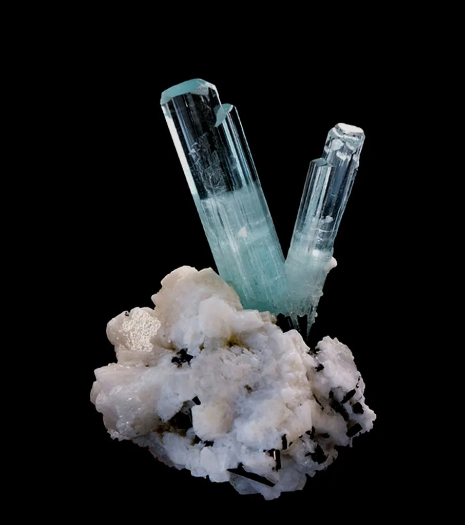 Aigue-marine from Pakistan, Gilgit-Baltistan, Shigar District, Shigar Valley, Alchuri