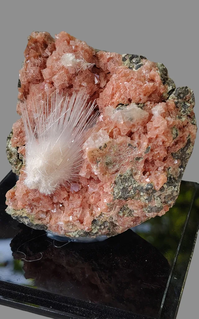 Alabandite image