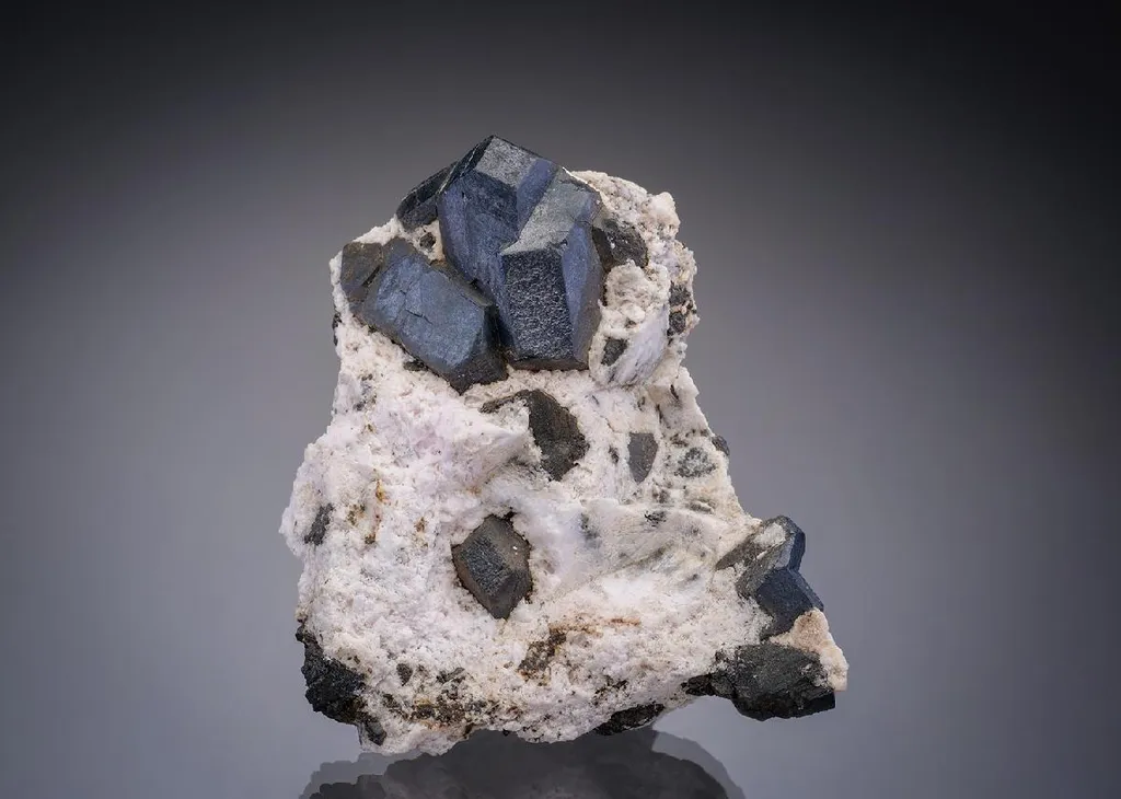 Alabandite with Rhodochrosite image