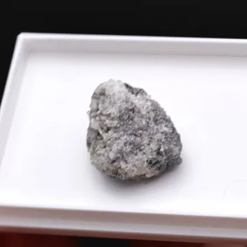 Alamosite
