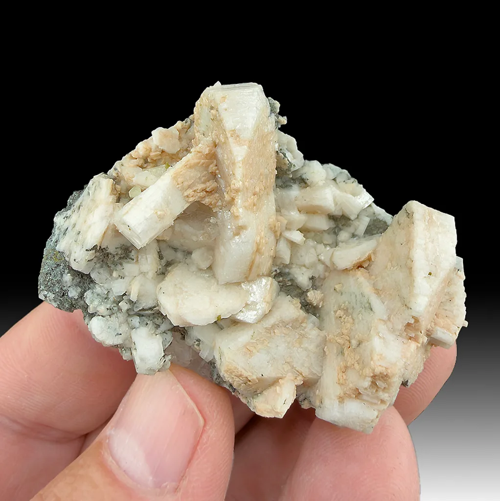 Albite - image 1
