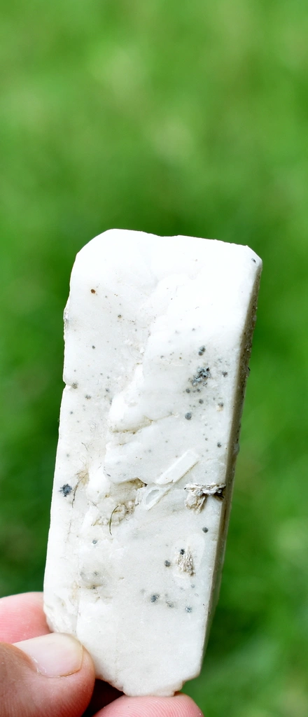Albite - image 2