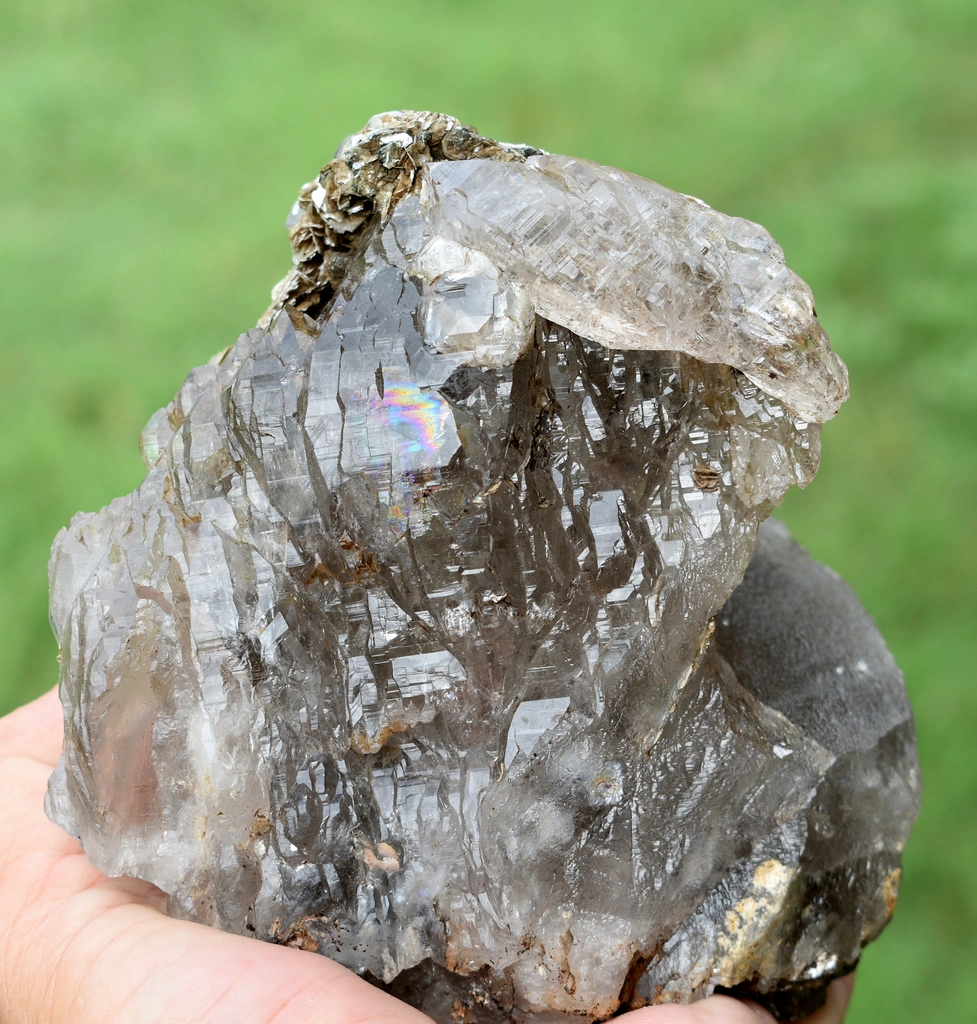Albite from Alchuri, Shigar Valley, Shigar District, Gilgit-Baltistan, Pakistan image