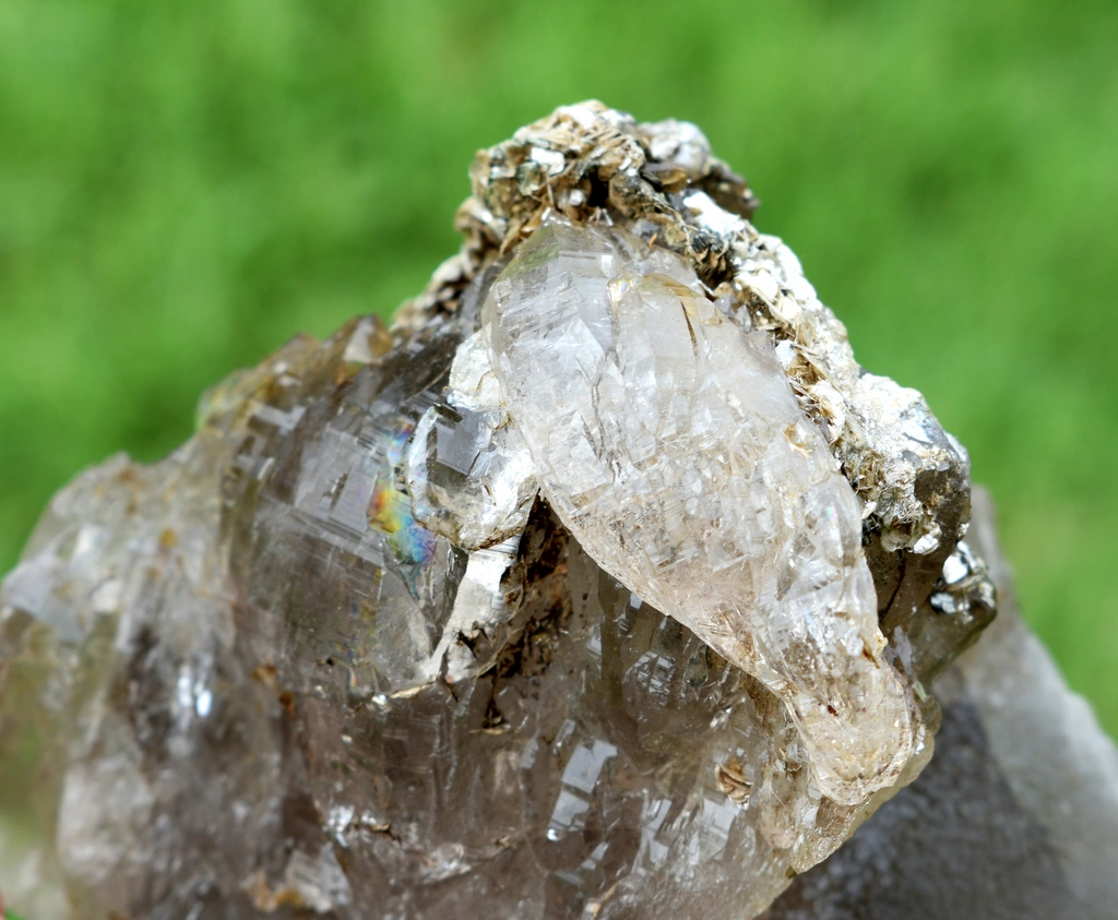 Albite from Alchuri, Shigar Valley, Shigar District, Gilgit-Baltistan, Pakistan - image 7