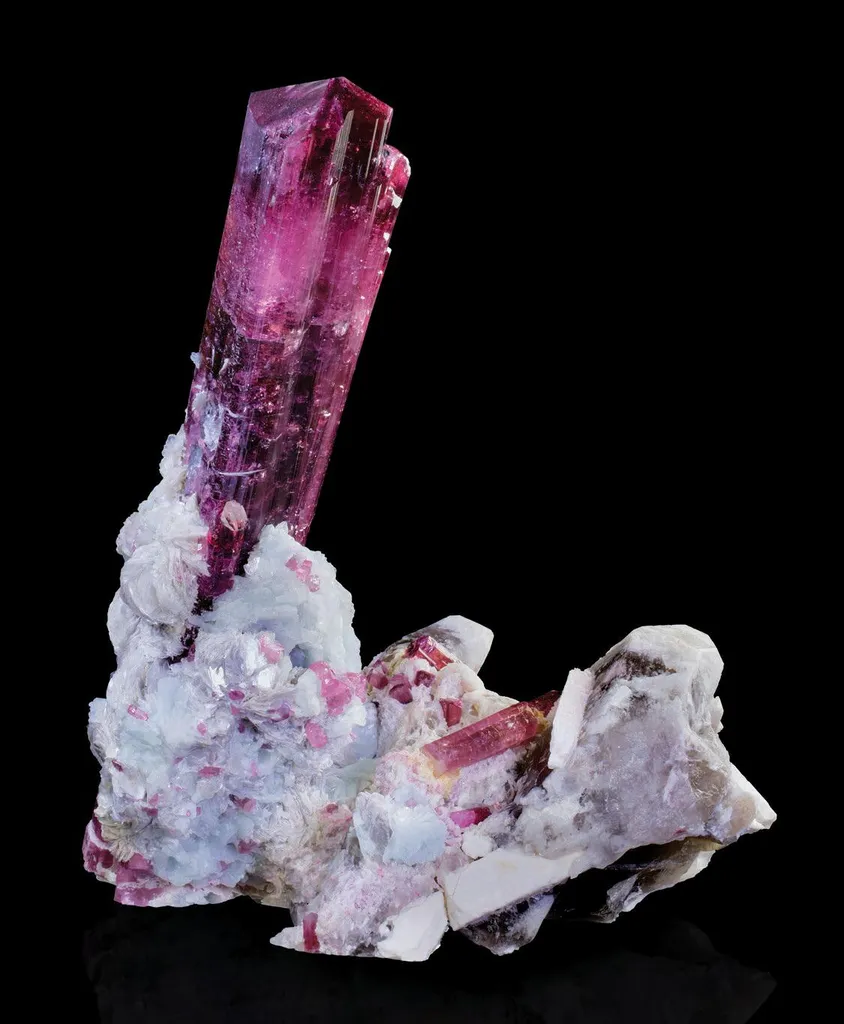 Albite, Tourmaline, Quartz image