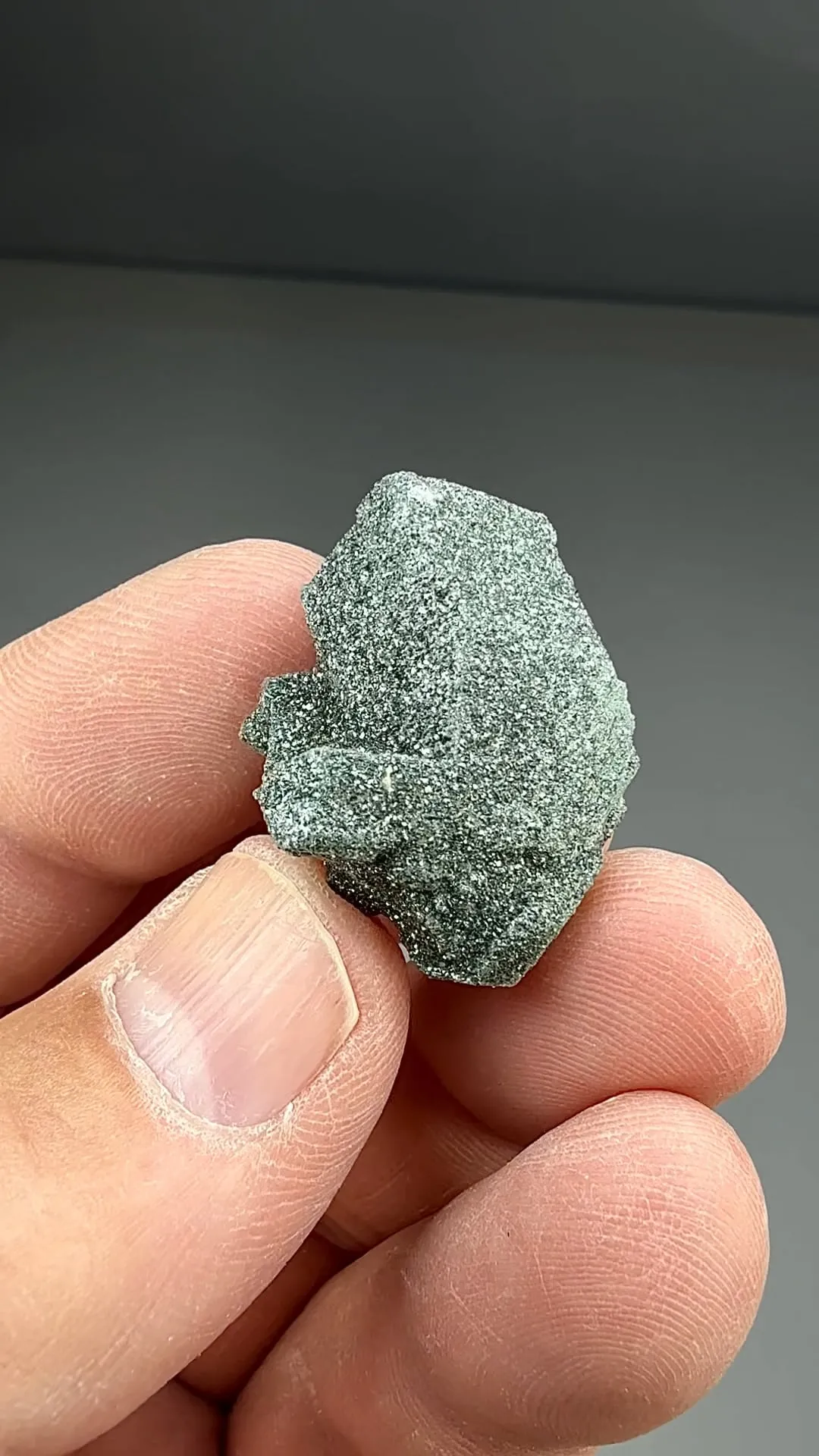 Albite with Clinochlore (2098) - image 2