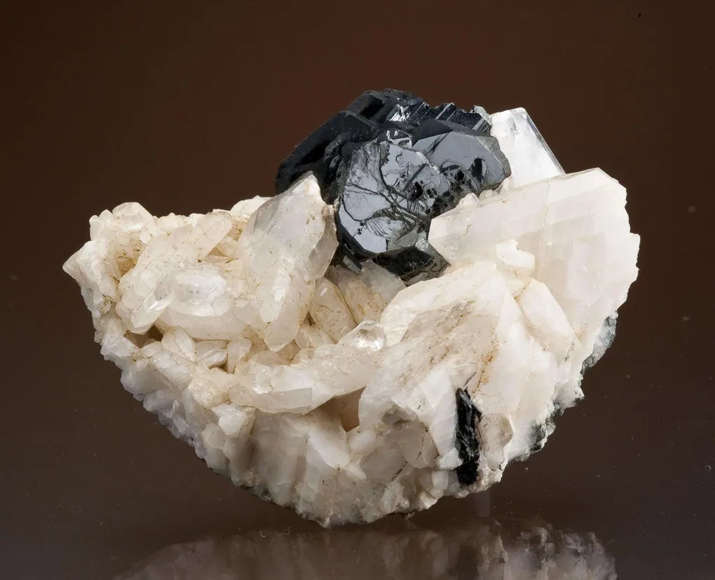 Albite With Hematite - image 4