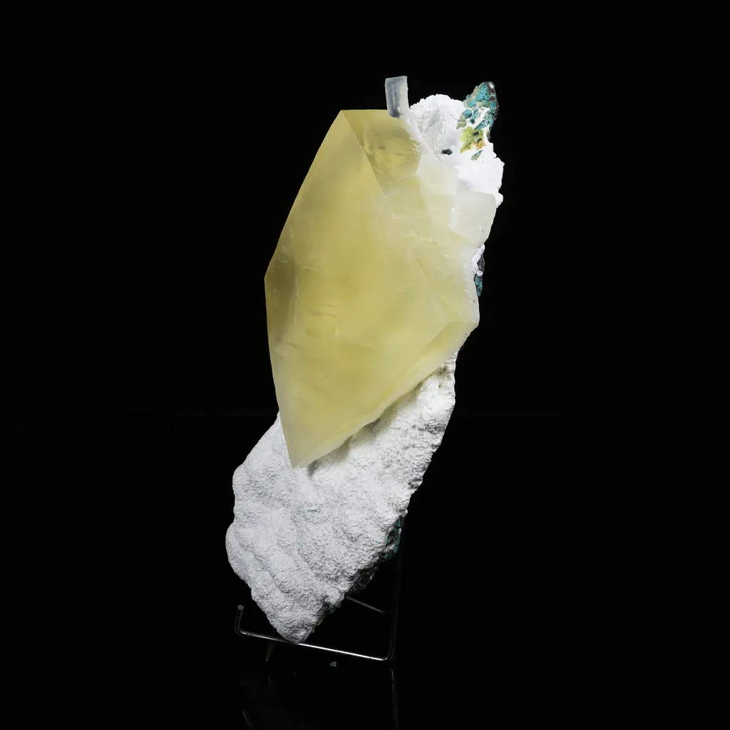 Alien Eye Calcite on Mordenite Matrix – Unique Diamond-Shaped Yellow Mineral Specimen from Sambhaji Nagar - image 5