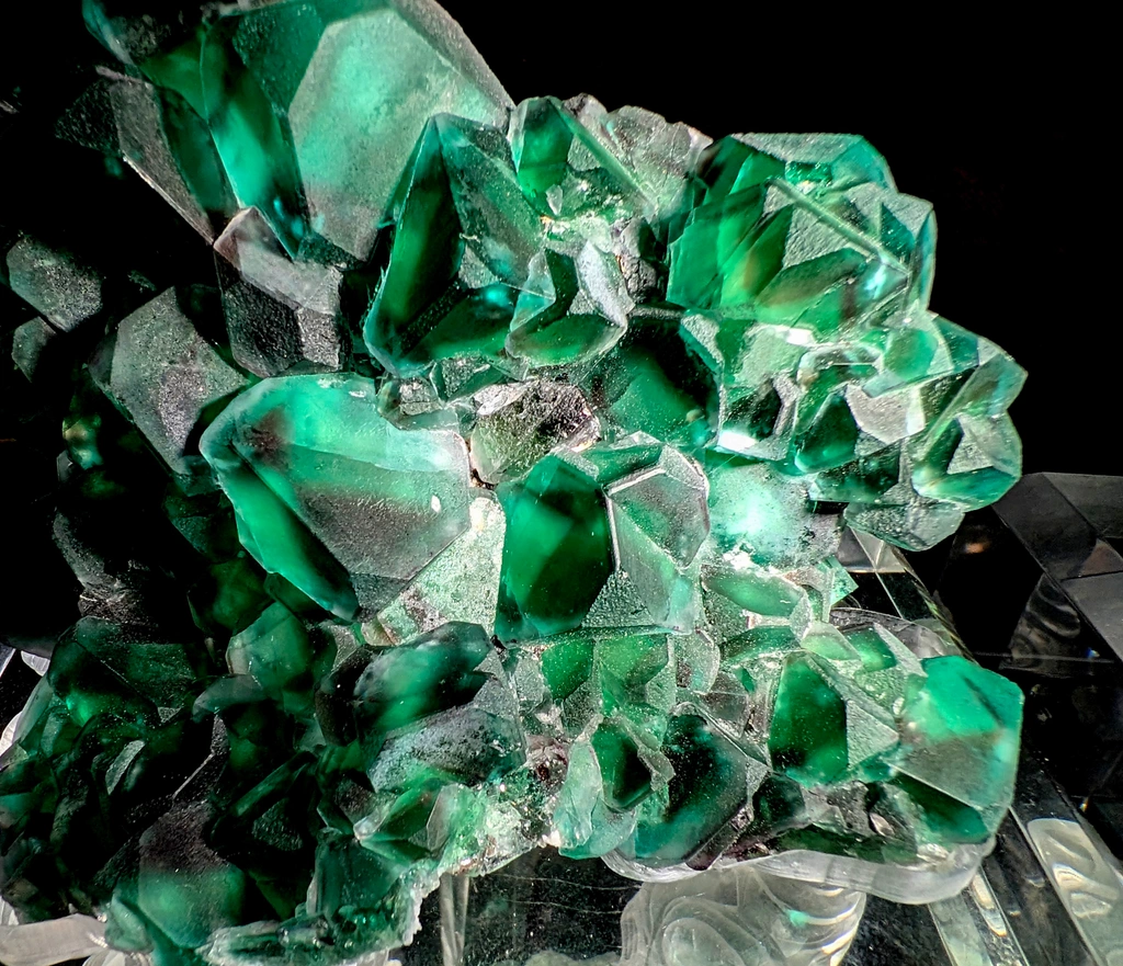 "Alien Eye" Fluorite image