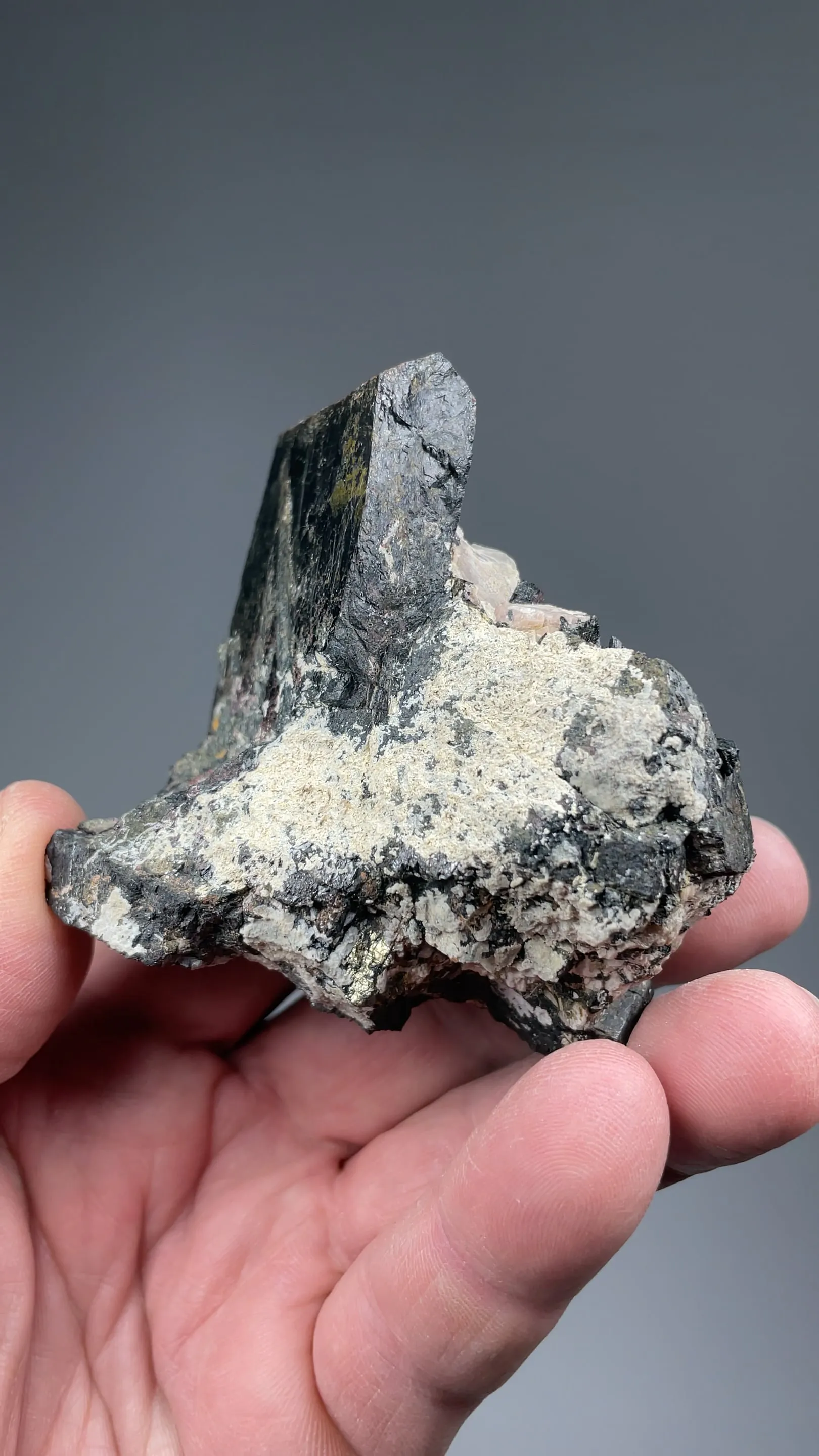 Allanite-Ce - image 2