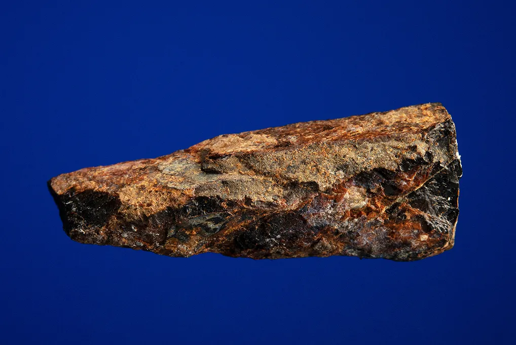 Allanite - image 3