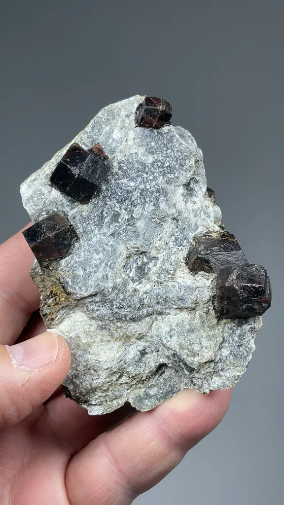 Almandine - image 2